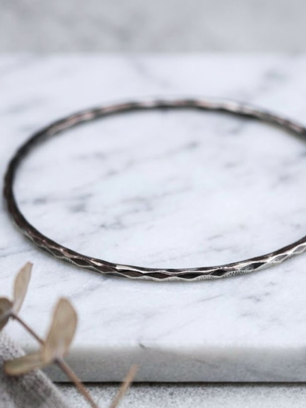 Ippolita Thin, Hammered Bangle .925  Size Medium